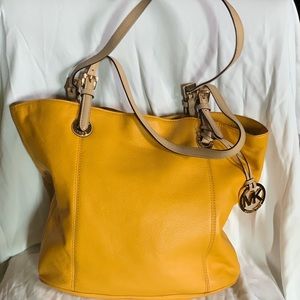 100% soft leather yellow MICHAEL KORS shoulder bag